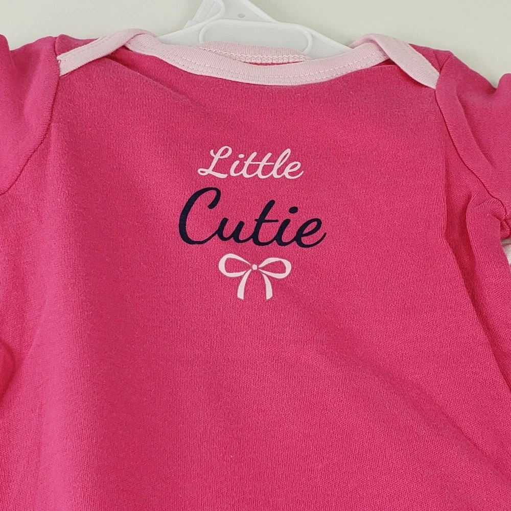 Luvable Friends Bodysuits Girls 3-6 Month 3 piece New‎ pink